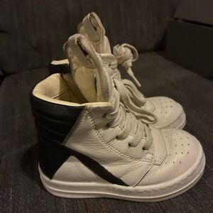 Rick Owens Toddler White Baby Geo Black High-Top Sneakers~ Size 6 US